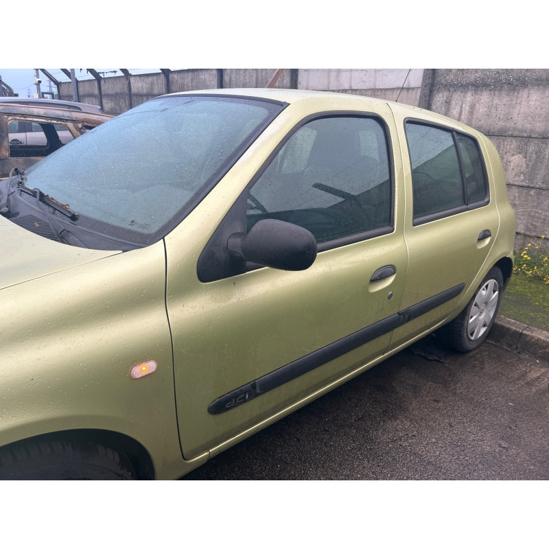 RENAULT CLIO 2 PHASE 2 1.5 DCI - 8V TURBO Photo n°17