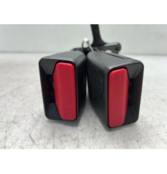 Attache ceinture arriere droit RENAULT CLIO 4