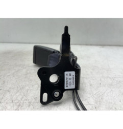 Attache ceinture arriere droit RENAULT CLIO 4