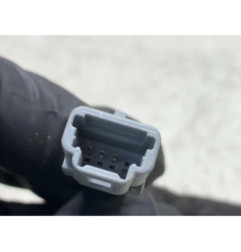 Attache ceinture arriere droit RENAULT CLIO 4