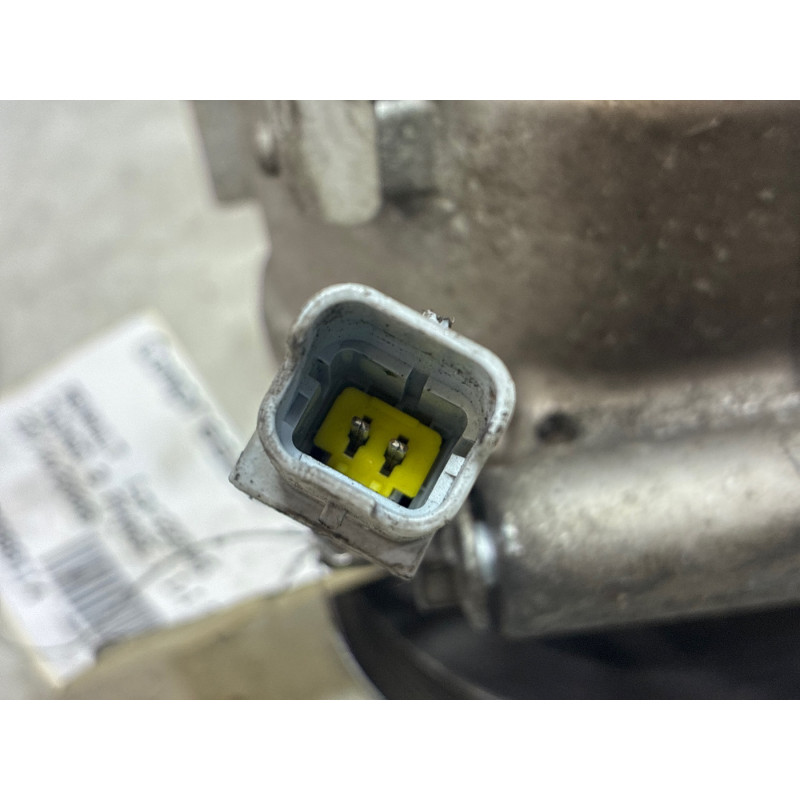 Compresseur clim RENAULT TWINGO 2 Photo n°3