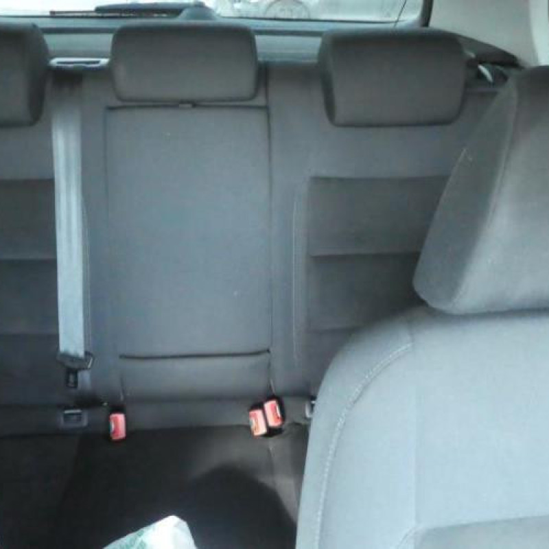 Bouton de warning VOLKSWAGEN GOLF 6 Photo n°9