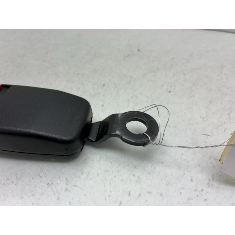 Attache ceinture arriere droit RENAULT TWINGO 1 Photo n°2