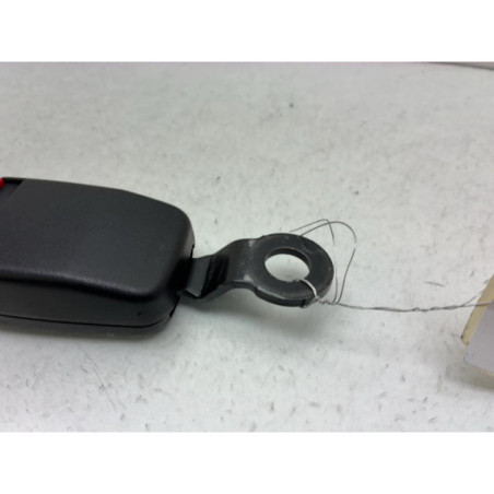 Attache ceinture arriere droit RENAULT TWINGO 1