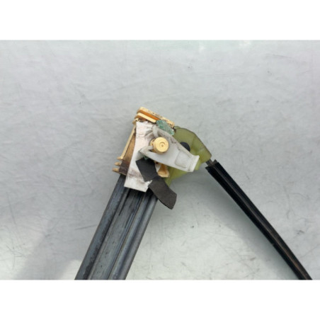 Leve vitre electrique avant droit RENAULT CLIO 2 CAMPUS