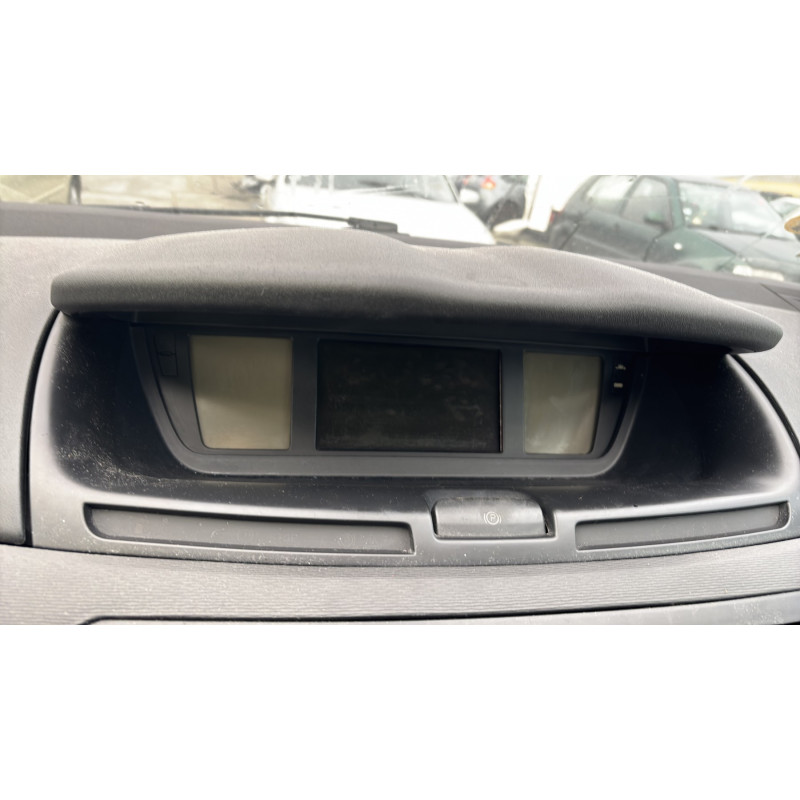Pare boue avant gauche CITROEN C4 PICASSO 1 Photo n°20