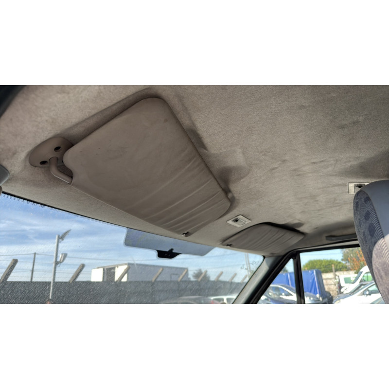 Vitre avant gauche FORD TRANSIT 4 Photo n°15