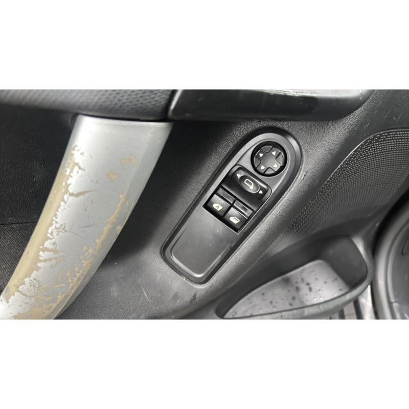 Pretensionneur de ceinture avant droit CITROEN C3 2 Photo n°19