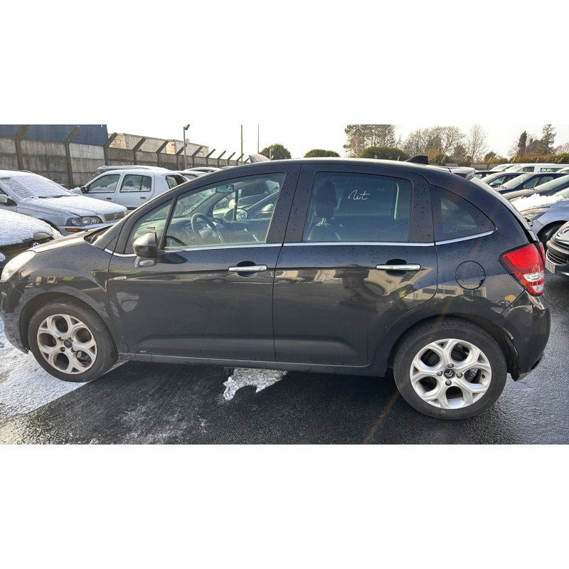 Pretensionneur de ceinture avant droit CITROEN C3 2 Photo n°20