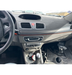 Pretensionneur de ceinture avant droit RENAULT MEGANE 3
