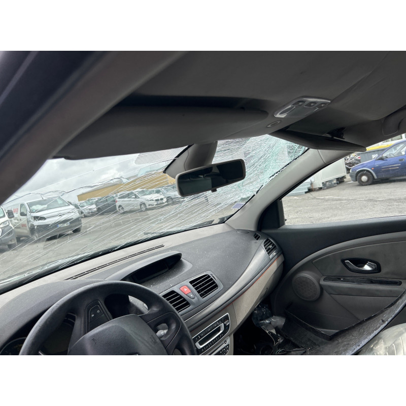 Pretensionneur de ceinture avant gauche RENAULT MEGANE 3 Photo n°14