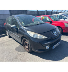 Pare boue avant gauche PEUGEOT 207