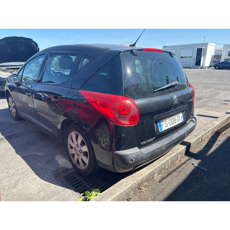 Pare boue avant gauche PEUGEOT 207 Photo n°14