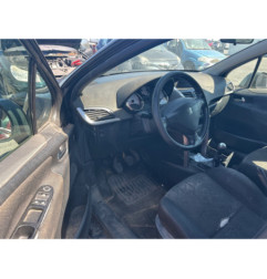 Pare boue avant gauche PEUGEOT 207