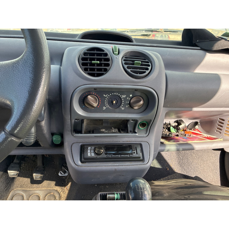 Pompe à carburant RENAULT TWINGO 1 Photo n°16