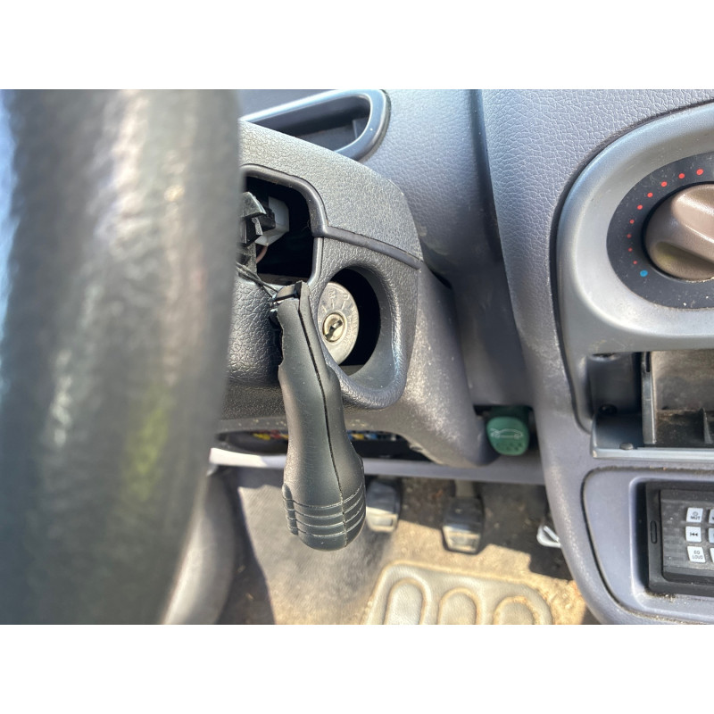 Pompe à carburant RENAULT TWINGO 1 Photo n°17