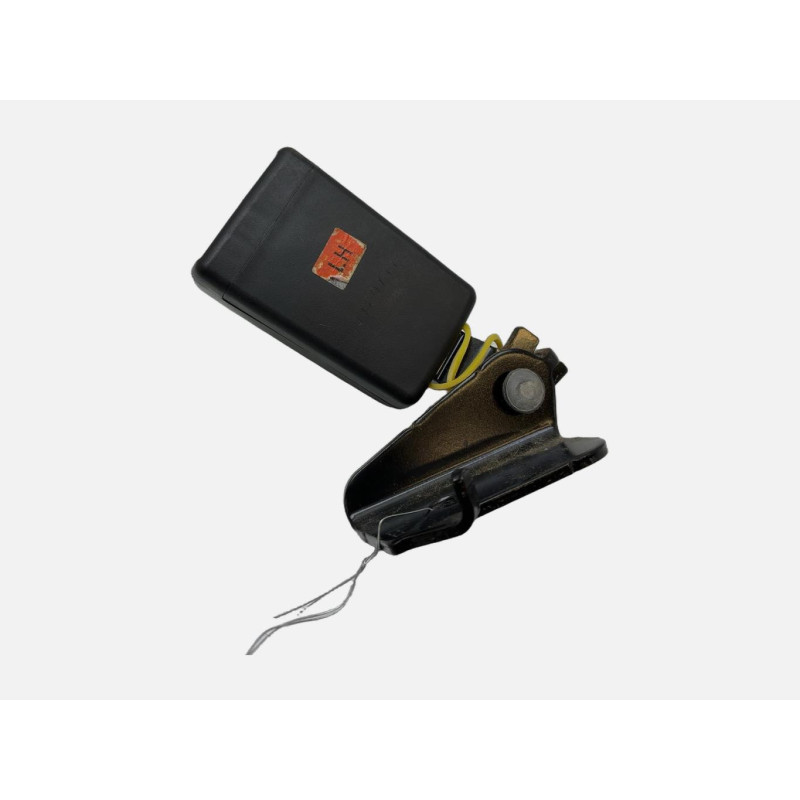 Attache ceinture arriere gauche HYUNDAI I 40 Photo n°4