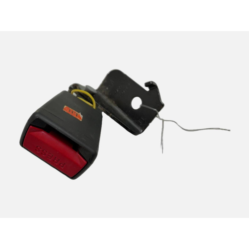 Attache ceinture arriere gauche HYUNDAI I 40 Photo n°5