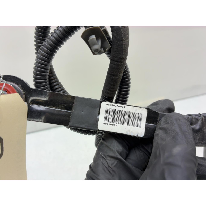 Attache ceinture avant gauche HYUNDAI I 40 Photo n°6