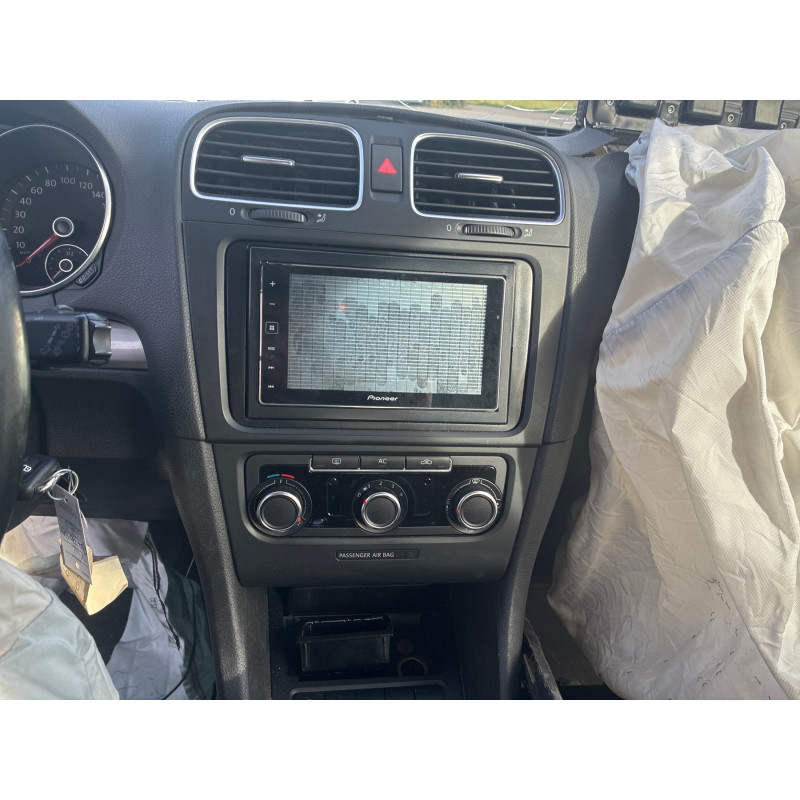 Actionneur verrou trappe d'essence VOLKSWAGEN GOLF 6 Photo n°15