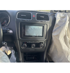 Attache ceinture avant gauche VOLKSWAGEN GOLF 6