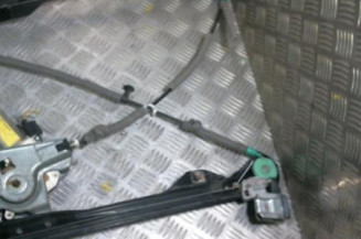 Leve vitre electrique avant droit FORD FOCUS 1 Photo n°1