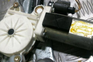Leve vitre electrique avant droit FORD FOCUS 1