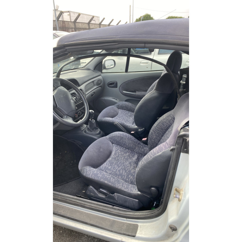 Custode arriere gauche RENAULT MEGANE 1 Photo n°11