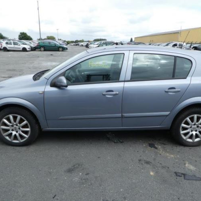 Charniere de capot OPEL ASTRA H Photo n°5