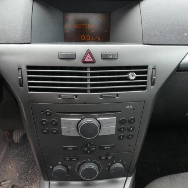 Charniere de capot OPEL ASTRA H Photo n°10