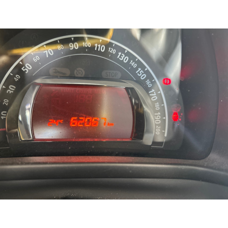 Vitre arriere gauche RENAULT TWINGO 3 Photo n°5