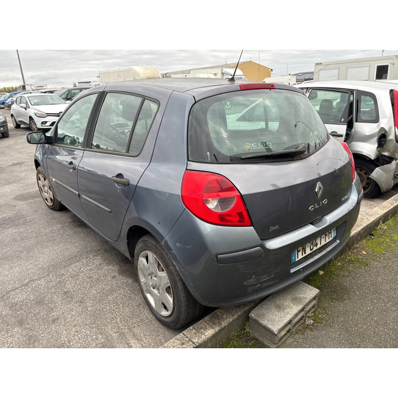 Pedale d'embrayage RENAULT CLIO 3 Photo n°10