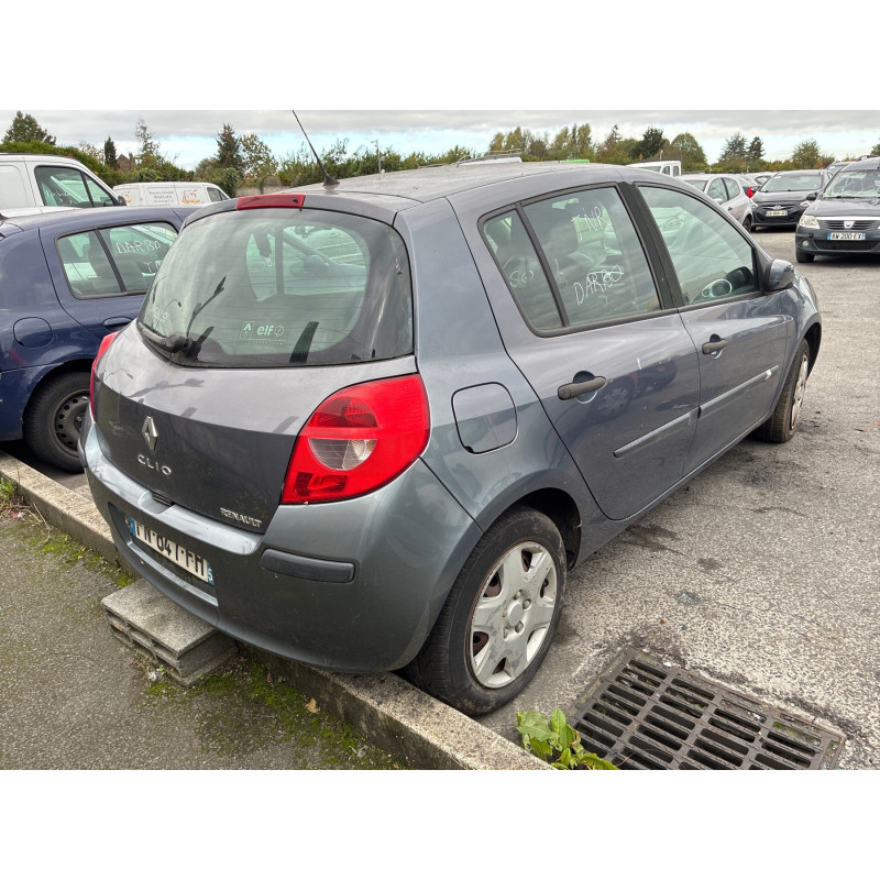Pedale d'embrayage RENAULT CLIO 3 Photo n°13