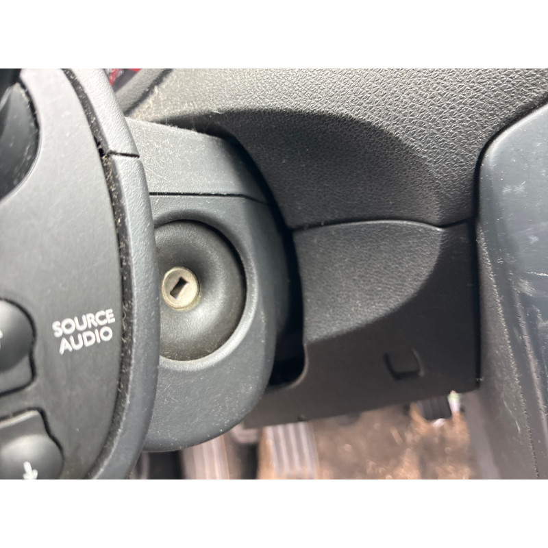 Pedale d'embrayage RENAULT CLIO 3 Photo n°15