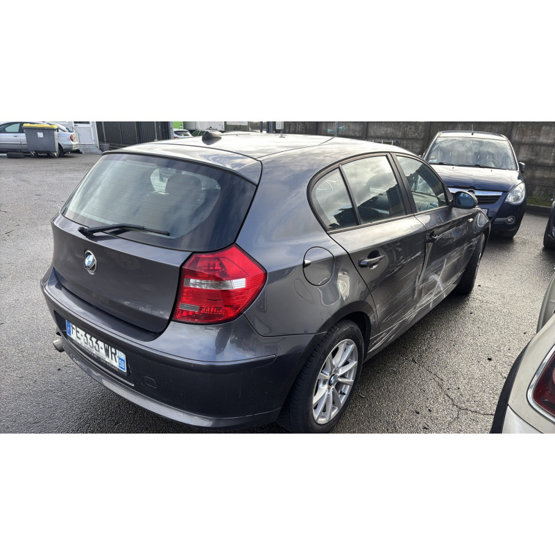 Pare boue avant gauche BMW SERIE 1 E87 Photo n°9