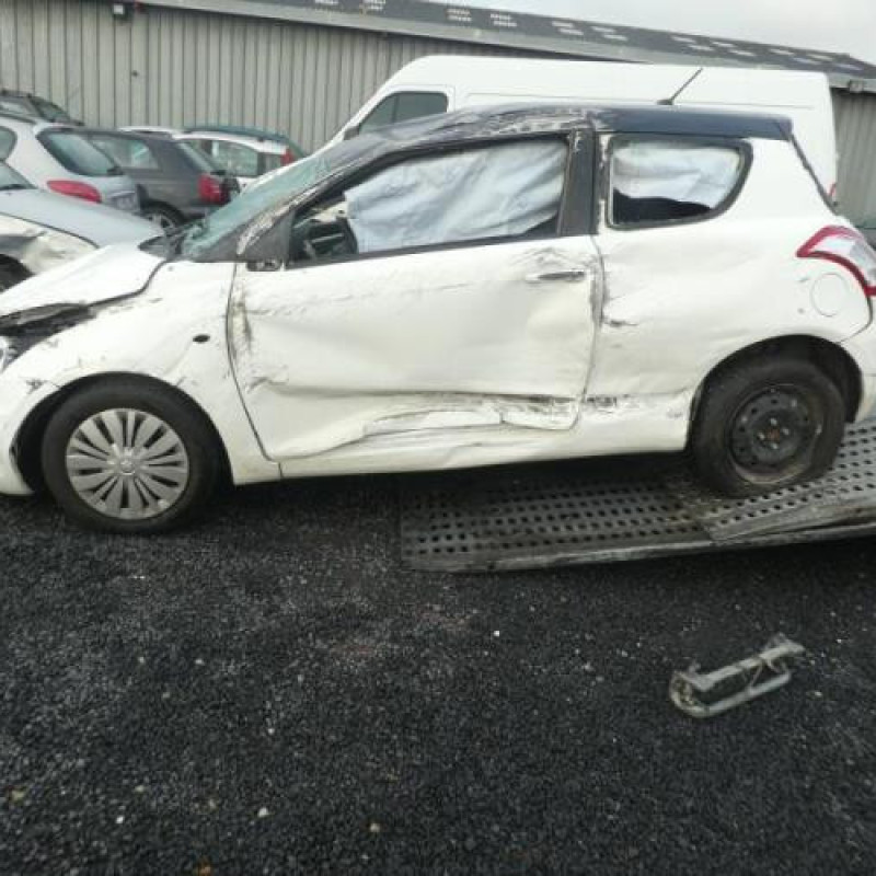 Pivot de moyeu avant droit SUZUKI SWIFT 4 Photo n°5