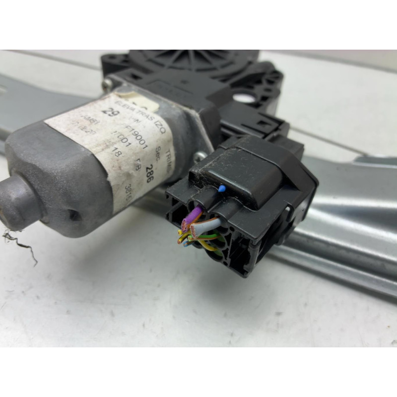 Leve vitre electrique arriere gauche FORD GRAND C-MAX 2 Photo n°4