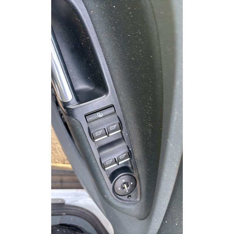 Leve vitre electrique arriere gauche FORD GRAND C-MAX 2 Photo n°17