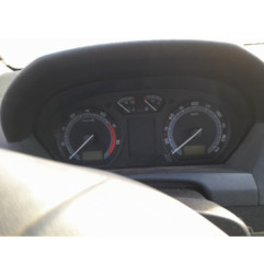 Pare boue avant droit SKODA FABIA 1