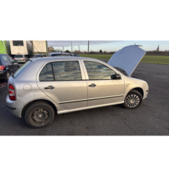 Pare boue avant droit SKODA FABIA 1