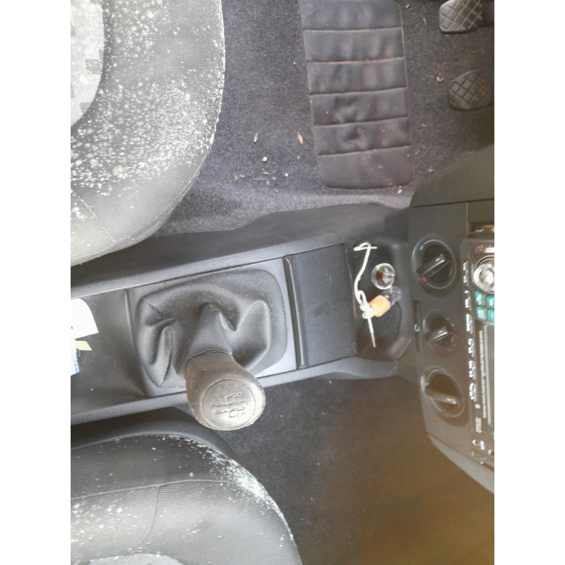 Pare boue avant gauche SKODA FABIA 1 Photo n°12