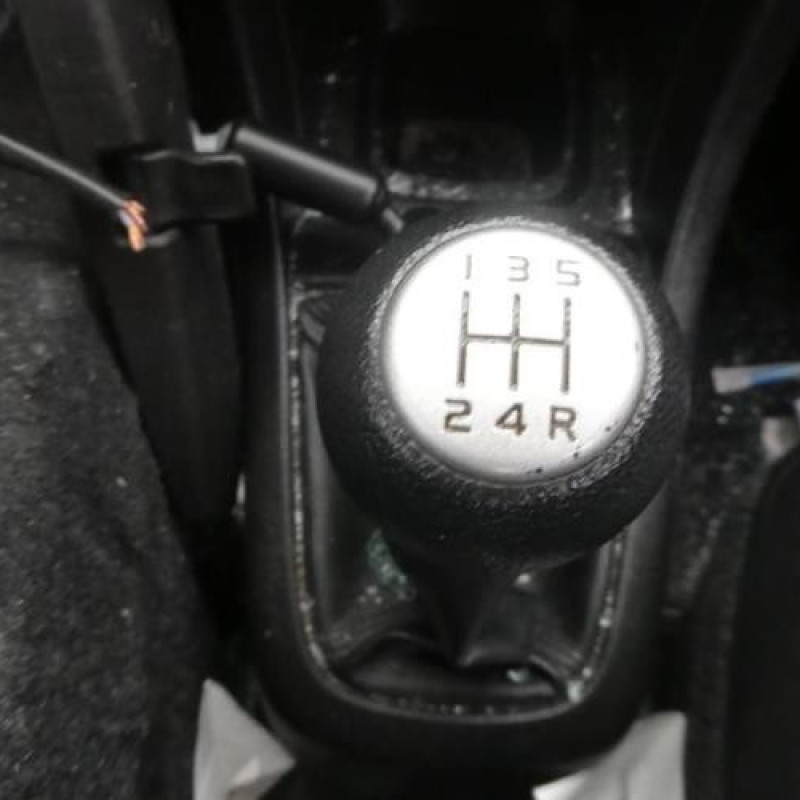 Autoradio d'origine SUZUKI SWIFT 4 Photo n°9