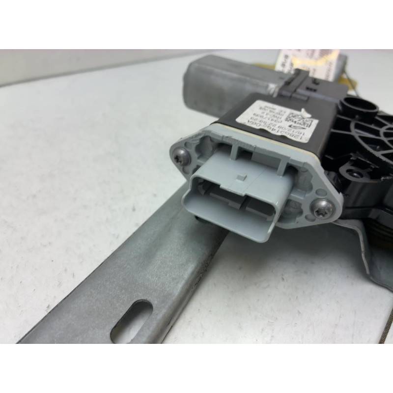 Leve vitre electrique avant gauche RENAULT TWINGO 3 Photo n°5