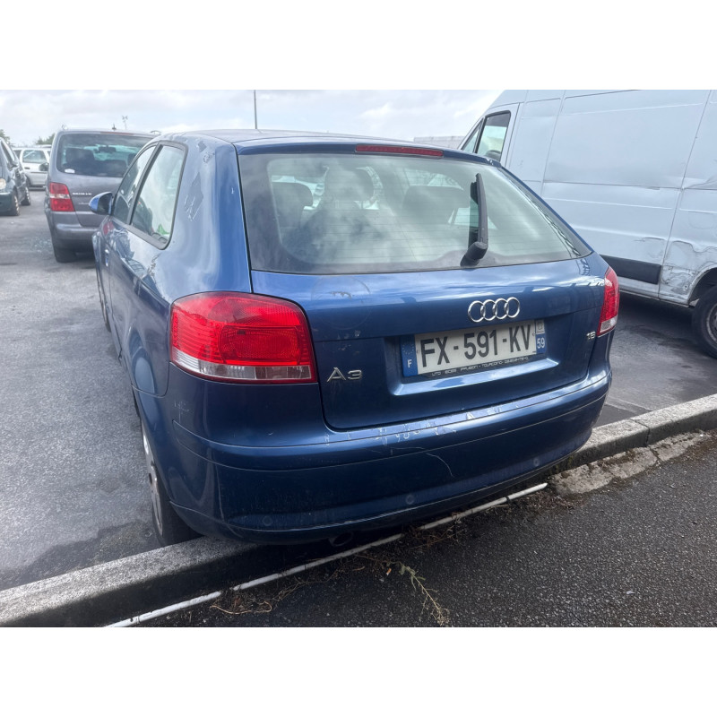 Pare boue avant gauche AUDI A3 2 Photo n°7