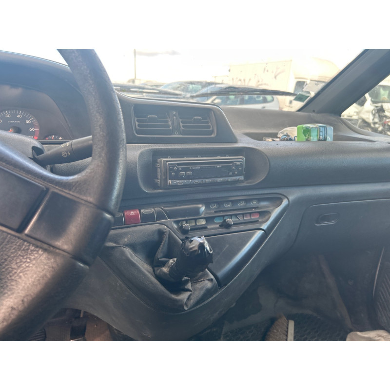 PEUGEOT EXPERT 1 PHASE 1 1.9D - 8V Photo n°7