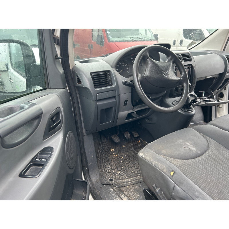 Pretensionneur de ceinture avant gauche CITROEN JUMPY 2 Photo n°17