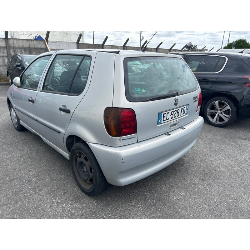 Aile avant droit VOLKSWAGEN POLO 3 Photo n°16