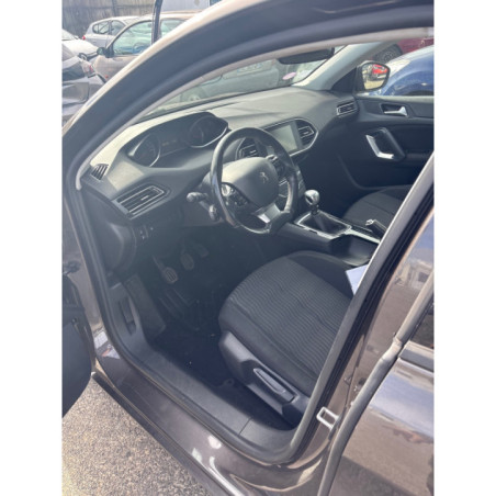 PEUGEOT 308 2 PHASE 1 1.6 THP - 16V TURBO Photo n°1