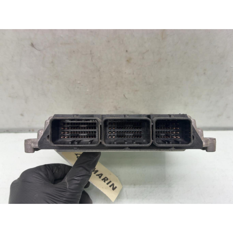 Calculateur moteur RENAULT TRAFIC 2 Photo n°3