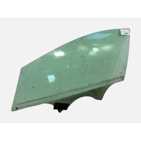 Vitre avant gauche HYUNDAI I 40